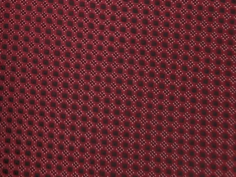 Maroon & black patterned tie and pocket square set - Image 3