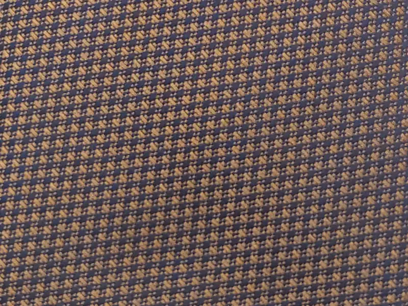 Bronze and navy-toned houndstooth patterned tie - Image 3