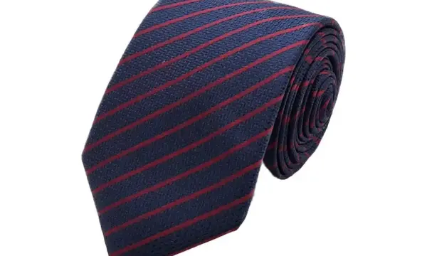 Red single striped tie